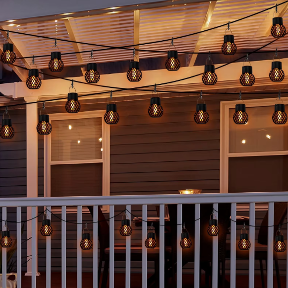 LumiFlame | Solar LED Garden Light