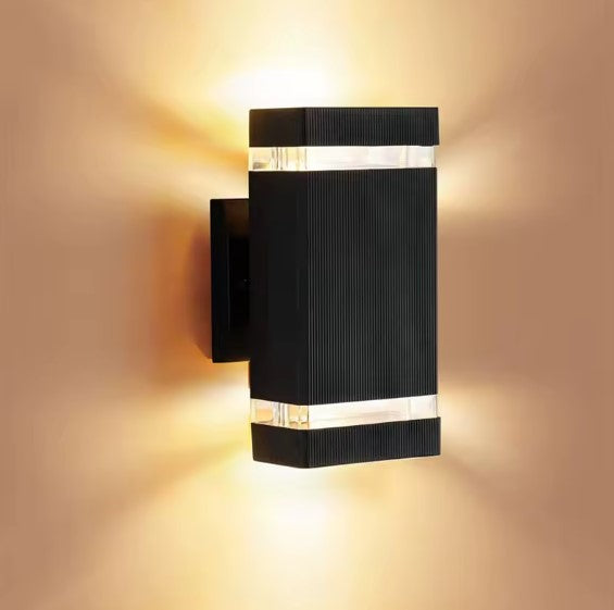 Modern outdoor light with elegant design