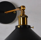 Black elegance with adjustable light angle