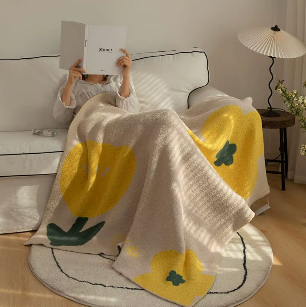 Floral Sofa Blanket – Nordic Fleece Throw