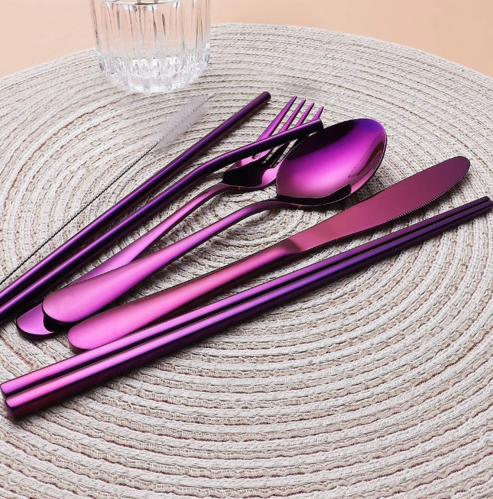 Compact stainless steel cutlery set for on the go