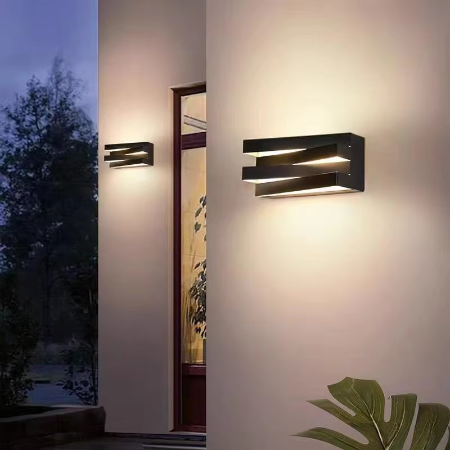 Weather-Resistant LED Wall Lamp for Exterior Elegance