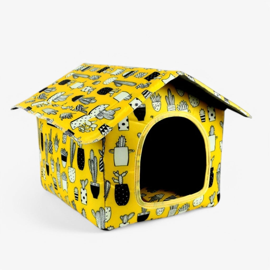 Weather-resistant Animal House "CozyNest" for Cats and Small Dogs