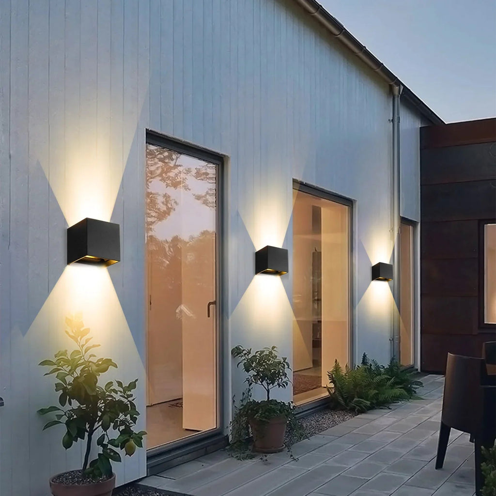 Outdoor LED Wall Light
