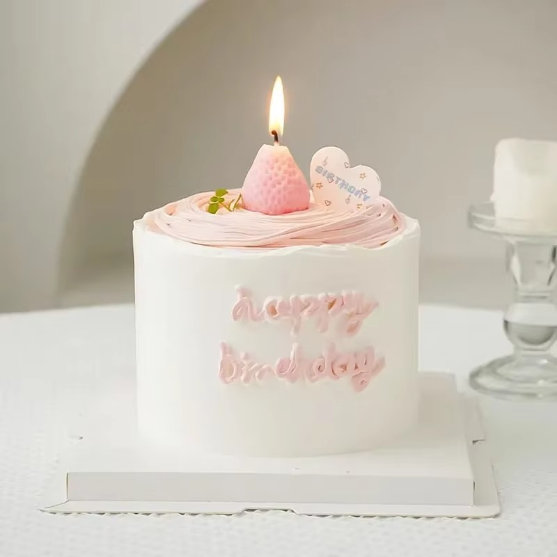Charming Strawberry Soy Wax Scented Candles - Aromatherapy & Decorative