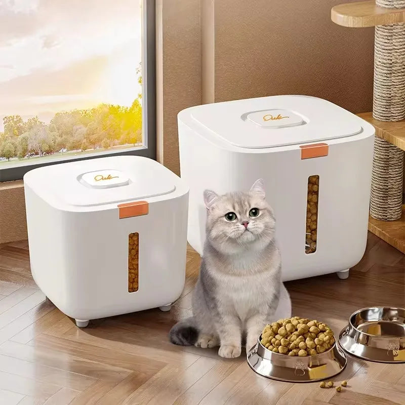 Air-tight pet food container for dry food
