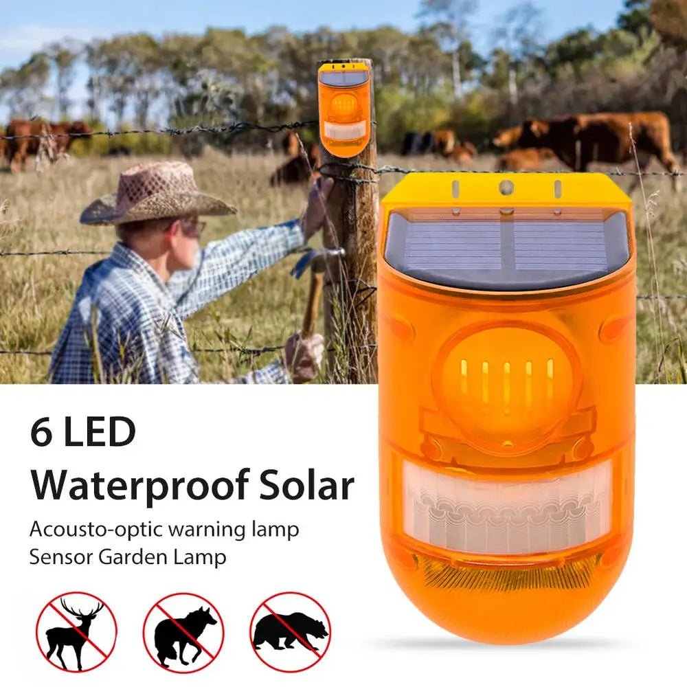 Solar-powered animal repeller with alarm – Effective protection against animals