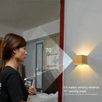 The luxurious and wireless wall lamp!