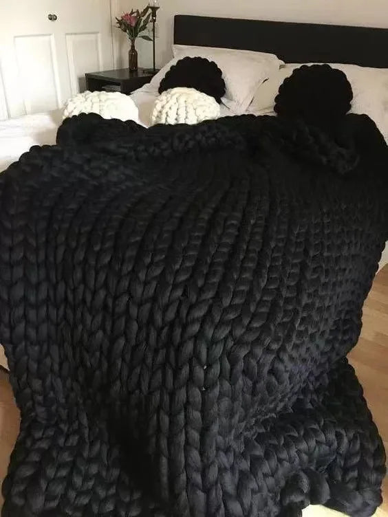 Chunky Knit Blanket – Cozy Wool Blanket for Every Room – Soft & Warm – Perfect for Sofa and Bed