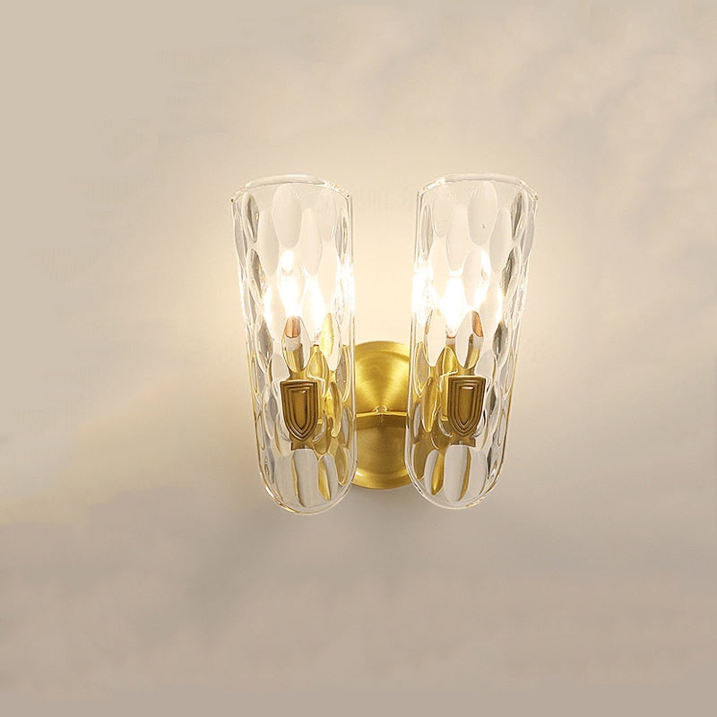 Retro Wall Lamp with Warm Light and Classic Charm