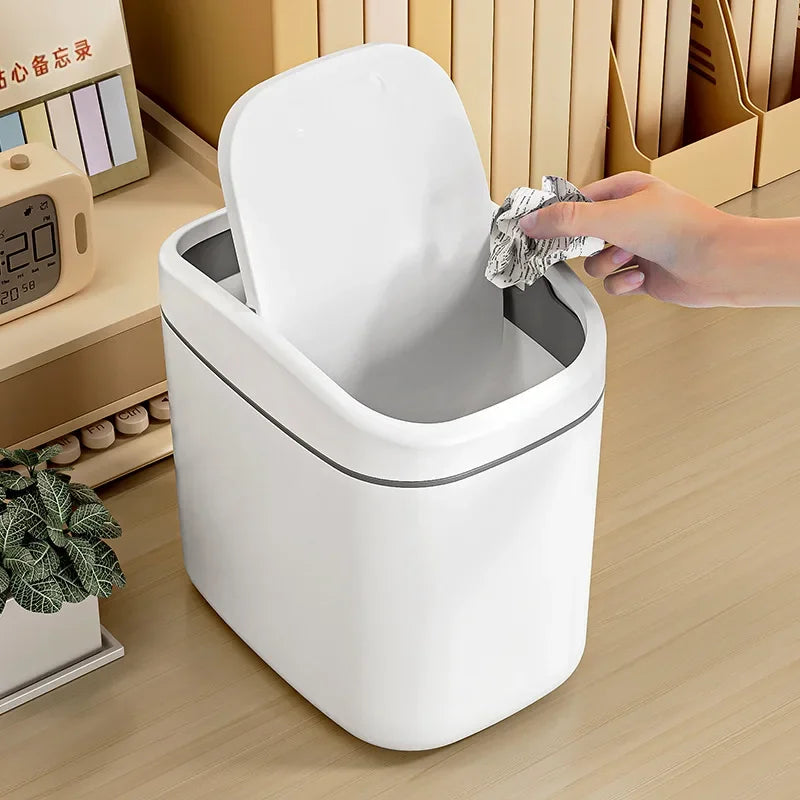 CleanBox Mini Table Trash Bin