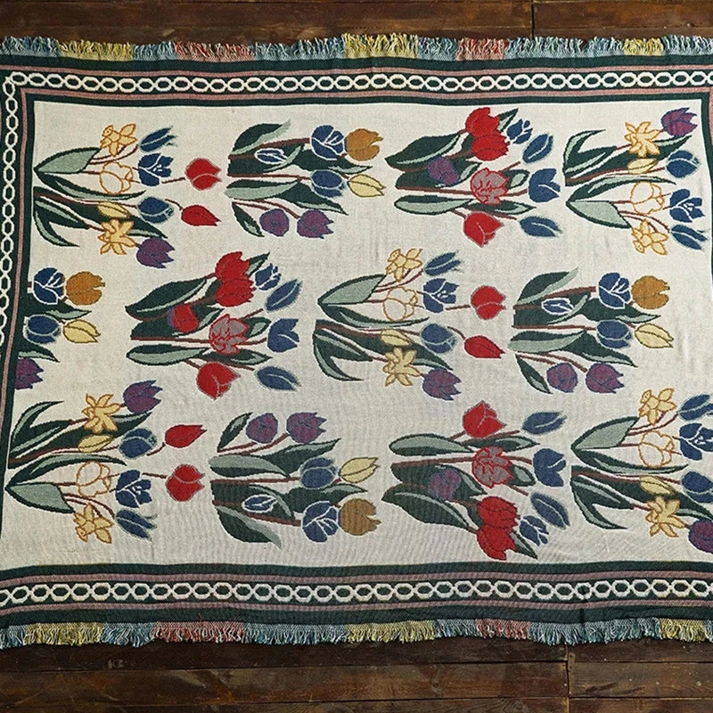 Colorful elegance for camping moments