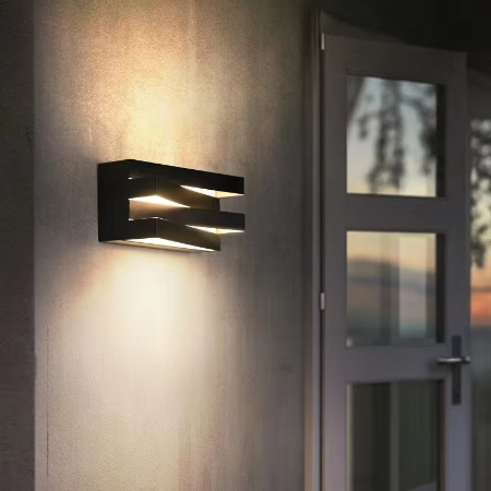 Weather-Resistant LED Wall Lamp for Exterior Elegance