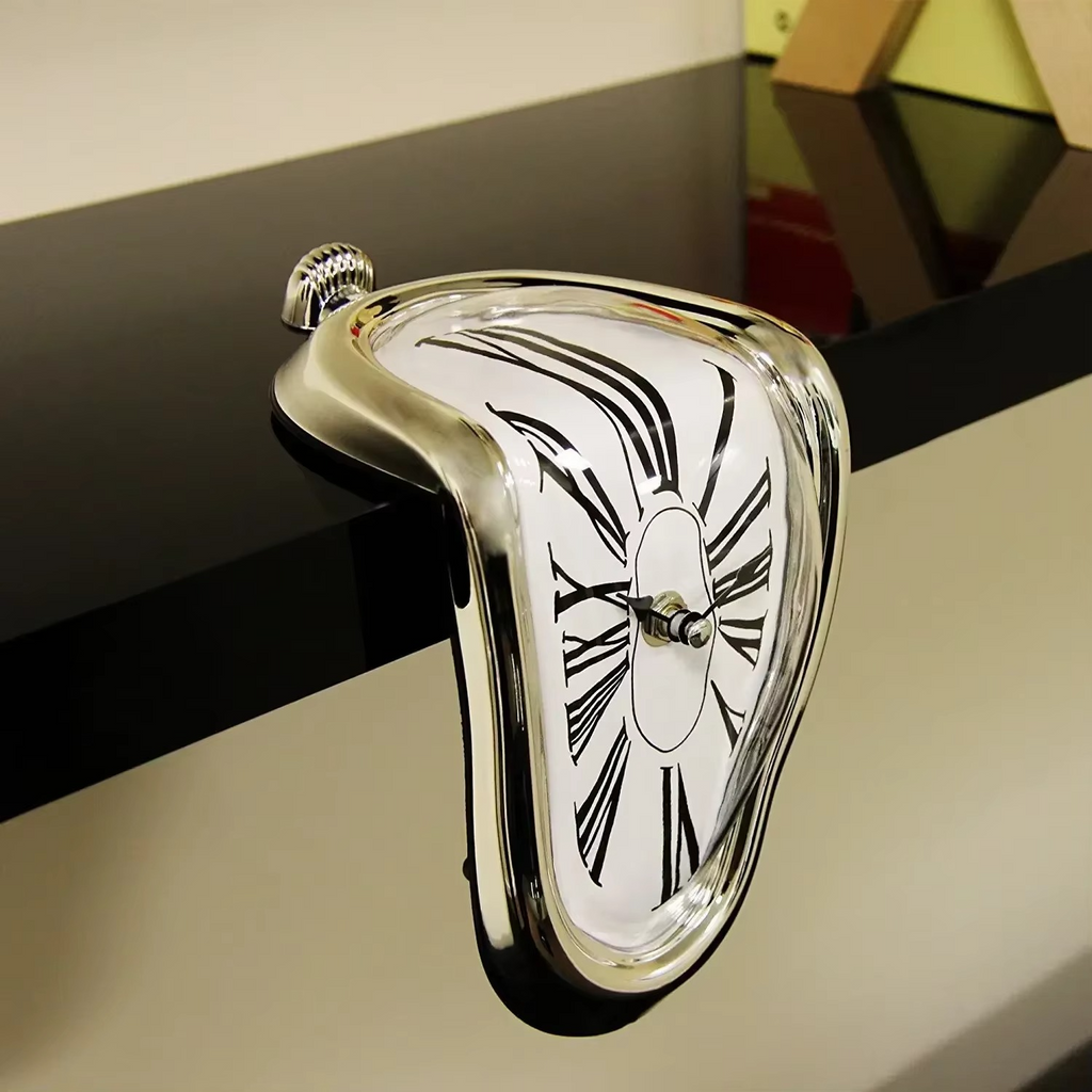 Surreal Melting Wall Clock – Distorted Dali-Inspired Timepiece for Home & Garden