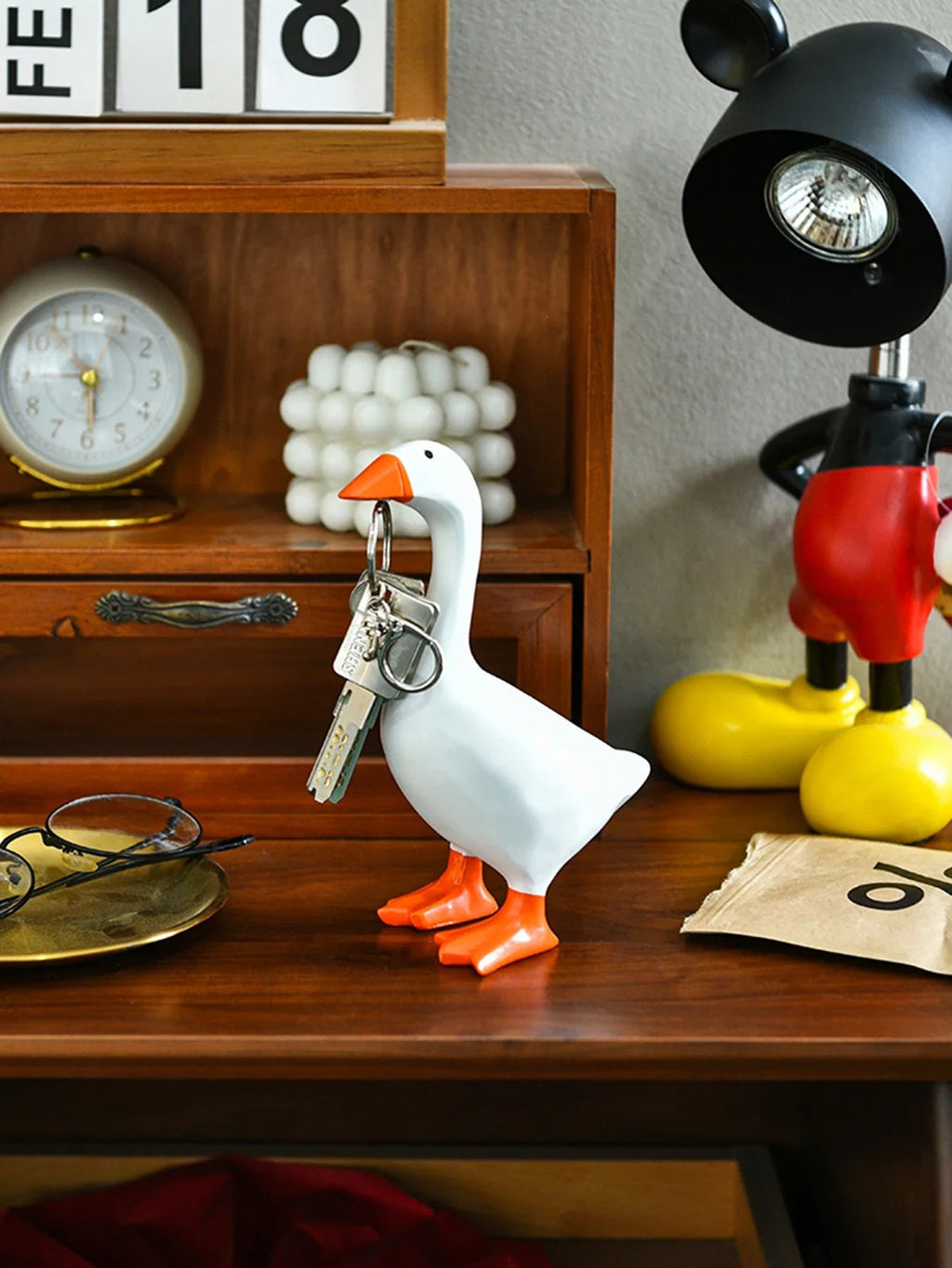 Decorative Figure GooseMag | Magnetic Goose Key Holder | Resin Sculpture & Organizer