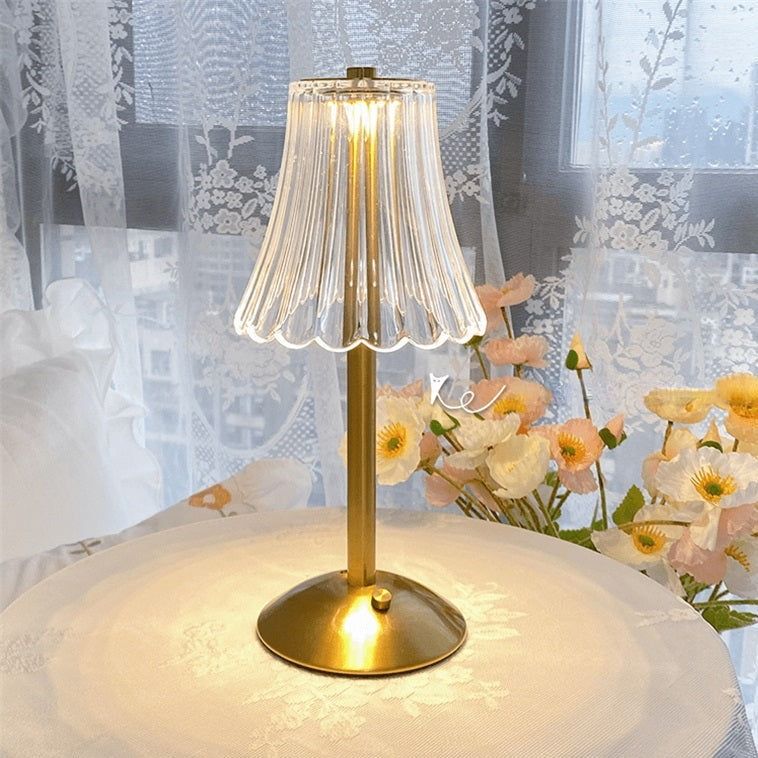– Gold crystal table lamp