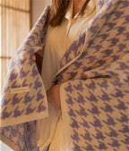 HoundLuxe Vintage Houndstooth Cotton Face Cloth