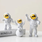 Measure time in the company of a cosmic hero