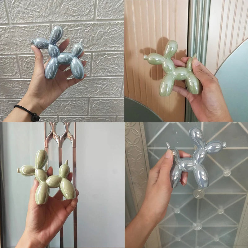 – Small dog sculpture made of balloons