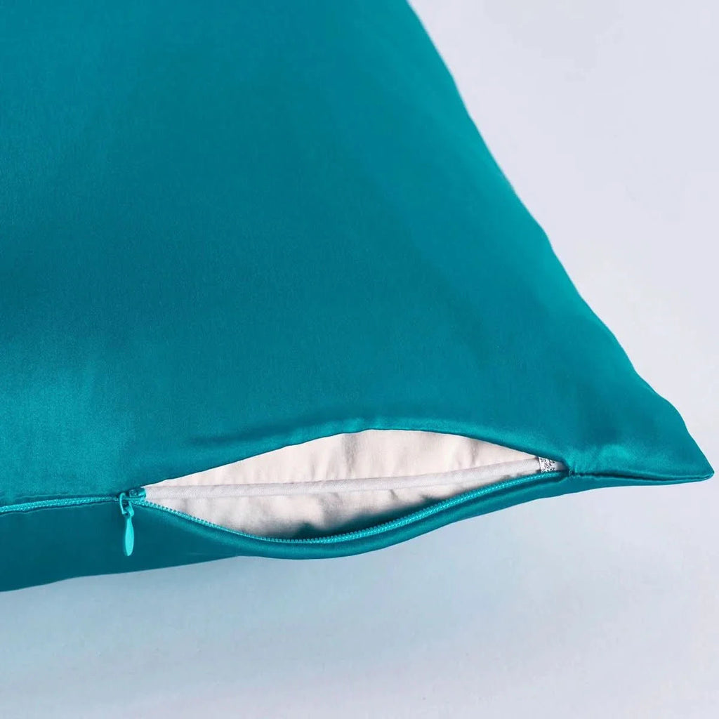 Luxurious Silk Pillow Cover for Restful Sleep