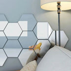 Self-adhesive DIY mirror – Flexible & decorative
