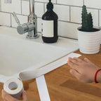 Self-adhesive sealing tape for waterproof joints