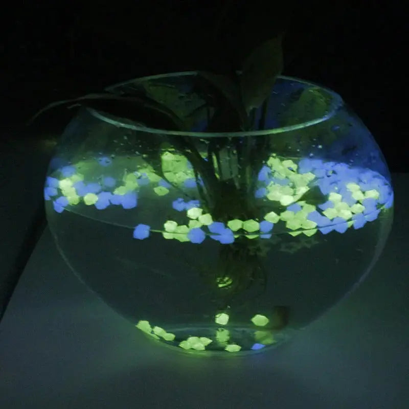 Self-luminous stones – For creative garden design & decoration in the house