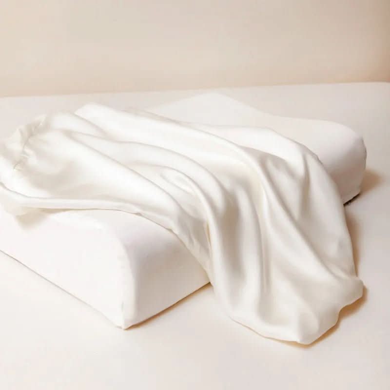 Mulberry silk pillowcase with Tencel for luxurious sleeping comfort