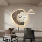 Natural elegance in the rhythm of the clock!