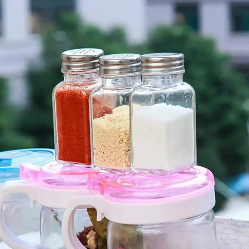 Luxury glass salt and pepper set that impresses with elegance