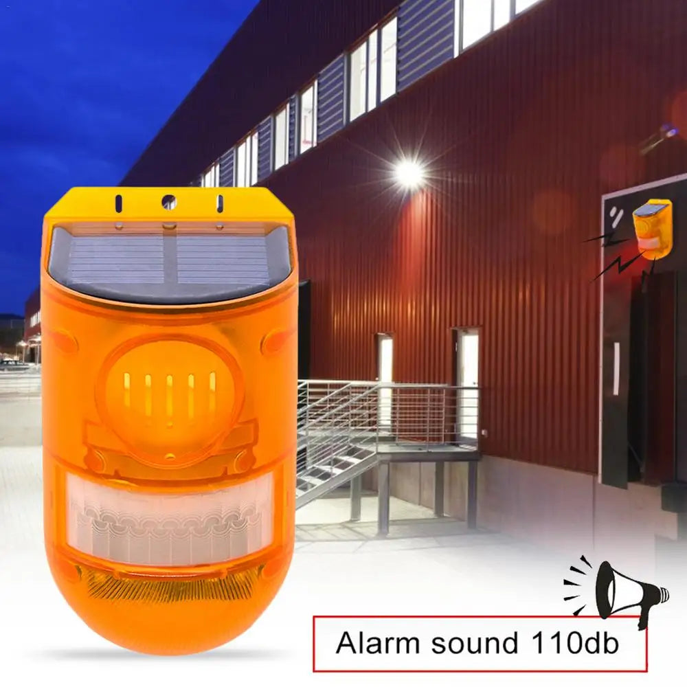Solar-powered animal repeller with alarm – Effective protection against animals