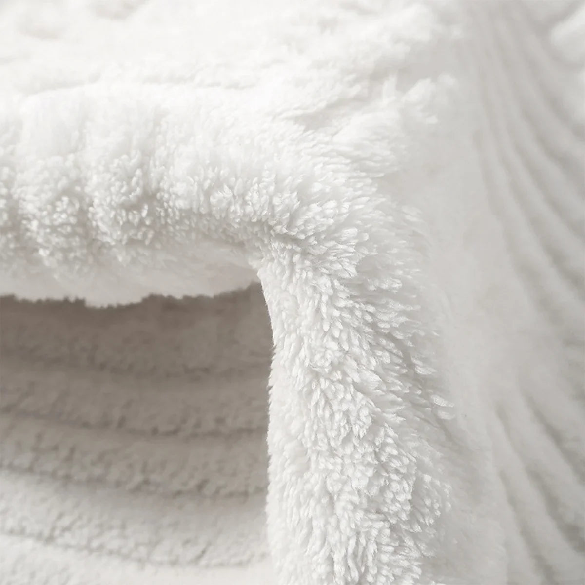 Striped Non-Slip Bath Mat, Soft and Absorbent