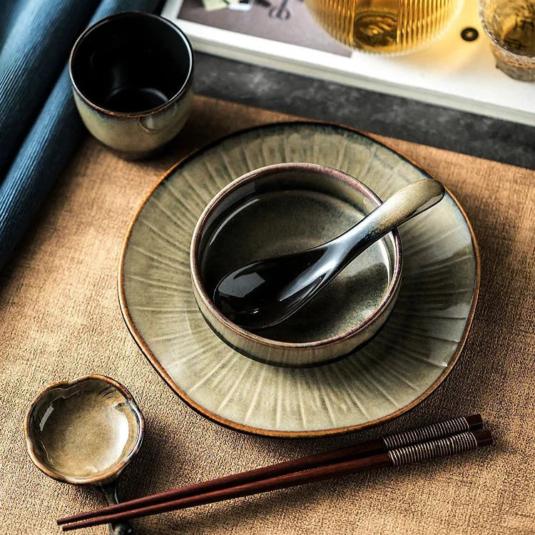 Ikari 5-Piece Dinnerware Set