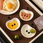 Yummy Apple-Shaped Snack Plates