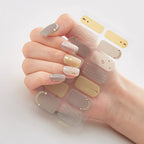 GlitzNail – Festive Christmas Nails Quick, Complete Without Salon