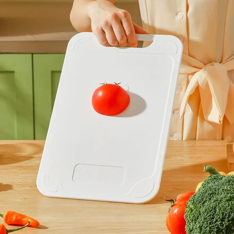 Versatile cutting board for every occasion!