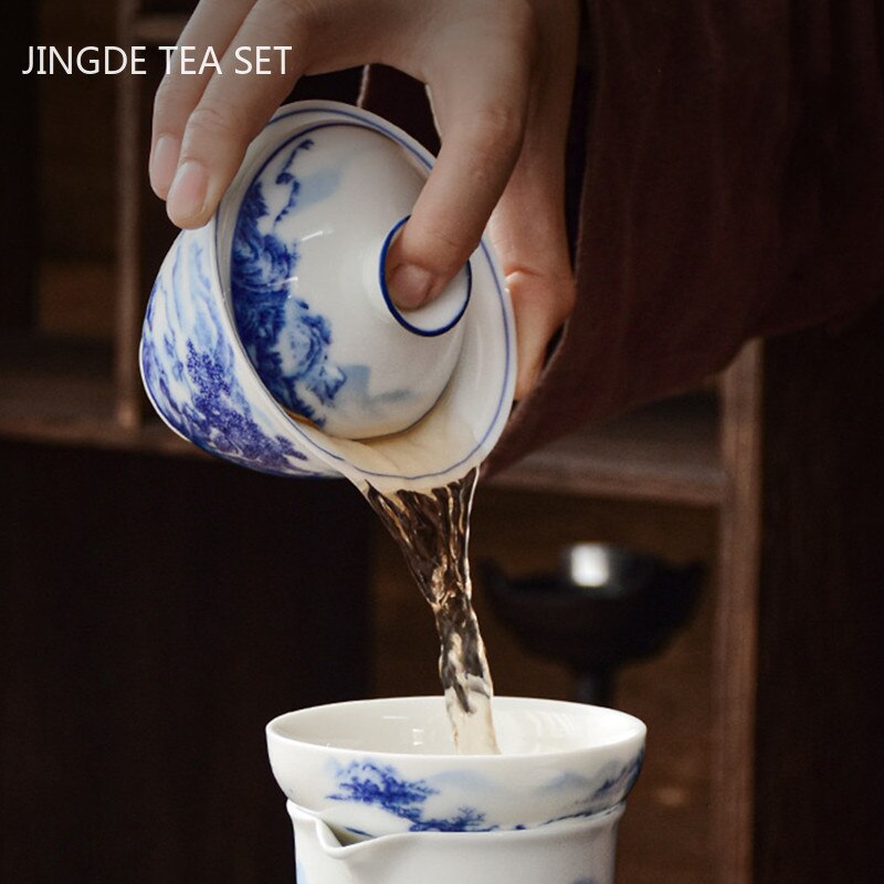 PorceVive Gaiwan Tea Cup | Handcrafted Porcelain with Landscape Pattern | Chinese Tea Set with Lid