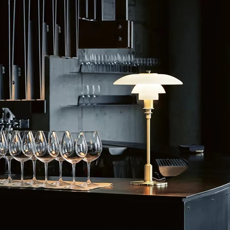 Danish designer lamp - Dimmable table lamp