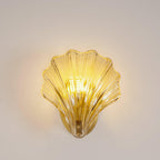 Shell wall lamp - Bring maritime elegance into your home