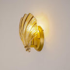 Shell wall lamp - Bring maritime elegance into your home