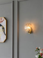 Shell wall lamp - Bring maritime elegance into your home