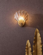 Shell wall lamp - Bring maritime elegance into your home