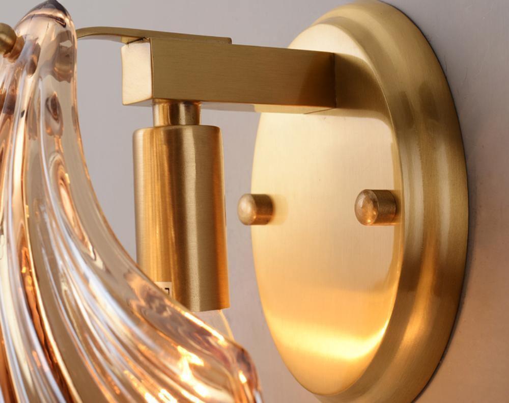 Shell wall lamp - Bring maritime elegance into your home
