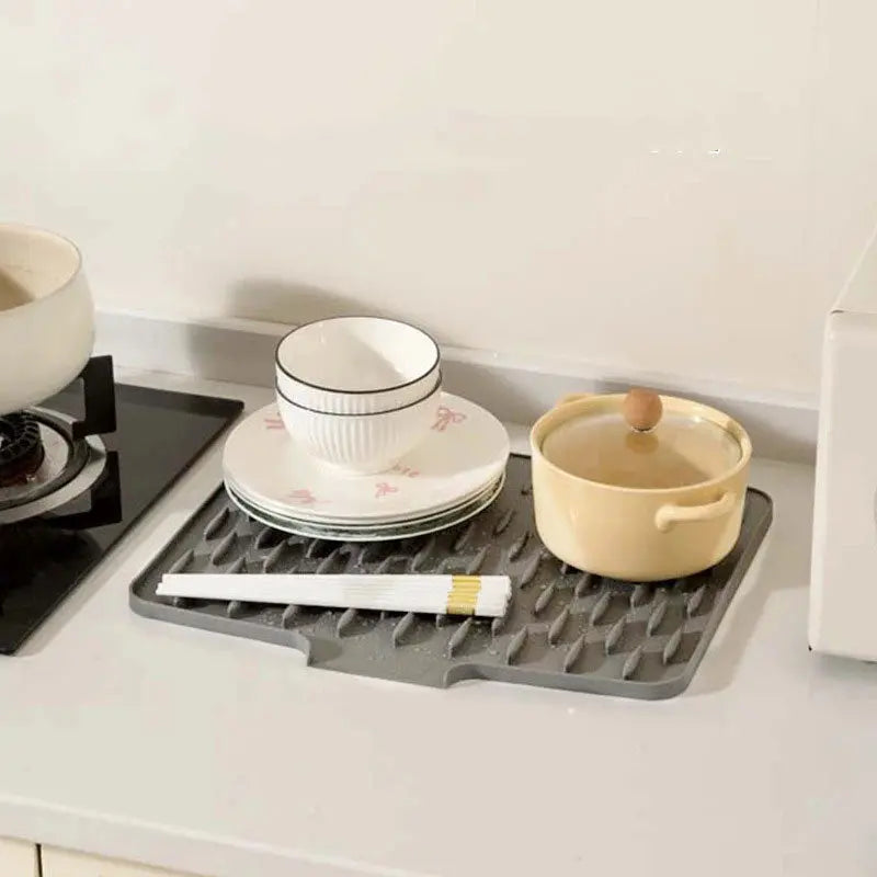 Silicone drying and heat pRedection mat — Flexible & BPA-free