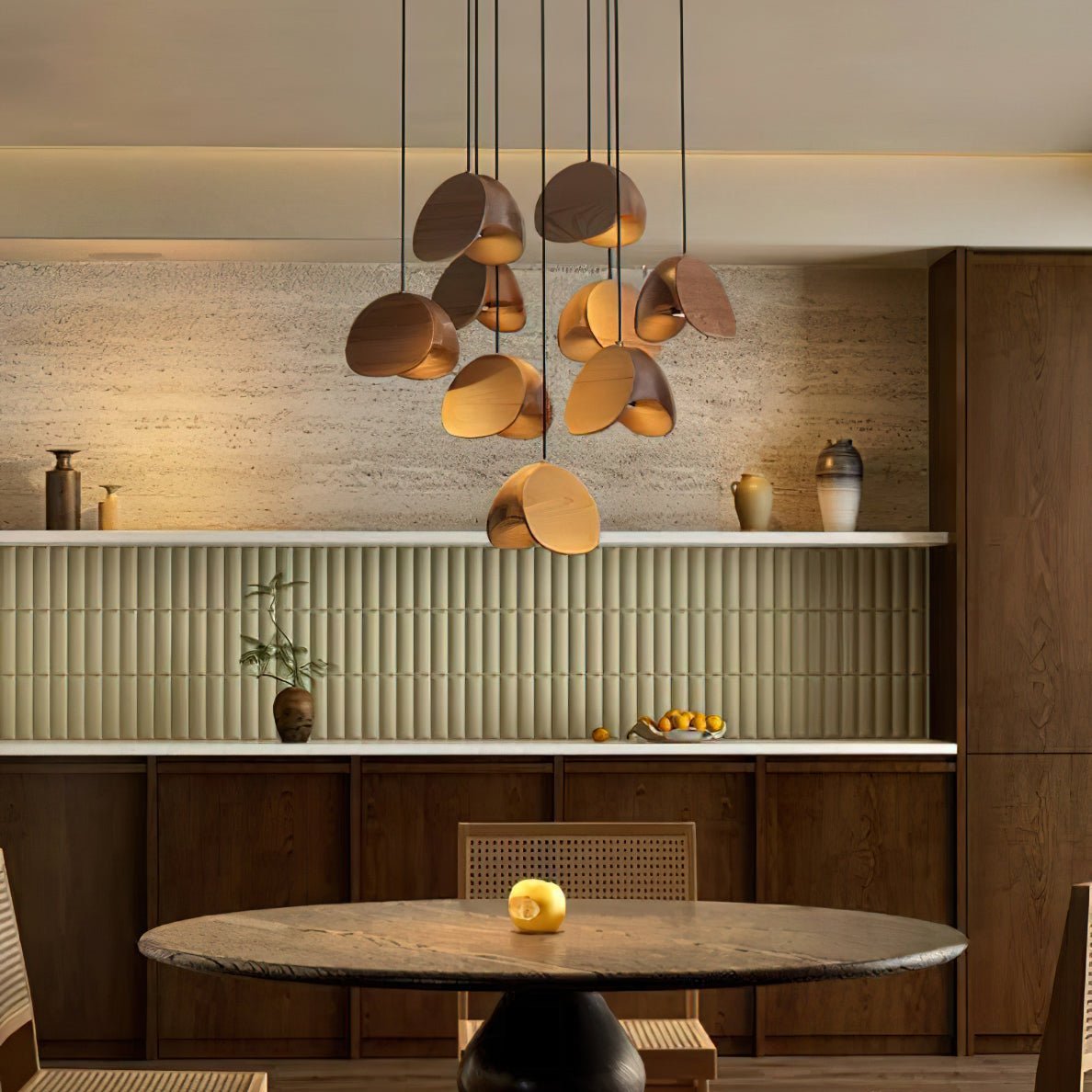 Pendant Lamp with a Simple, Elegant Look
