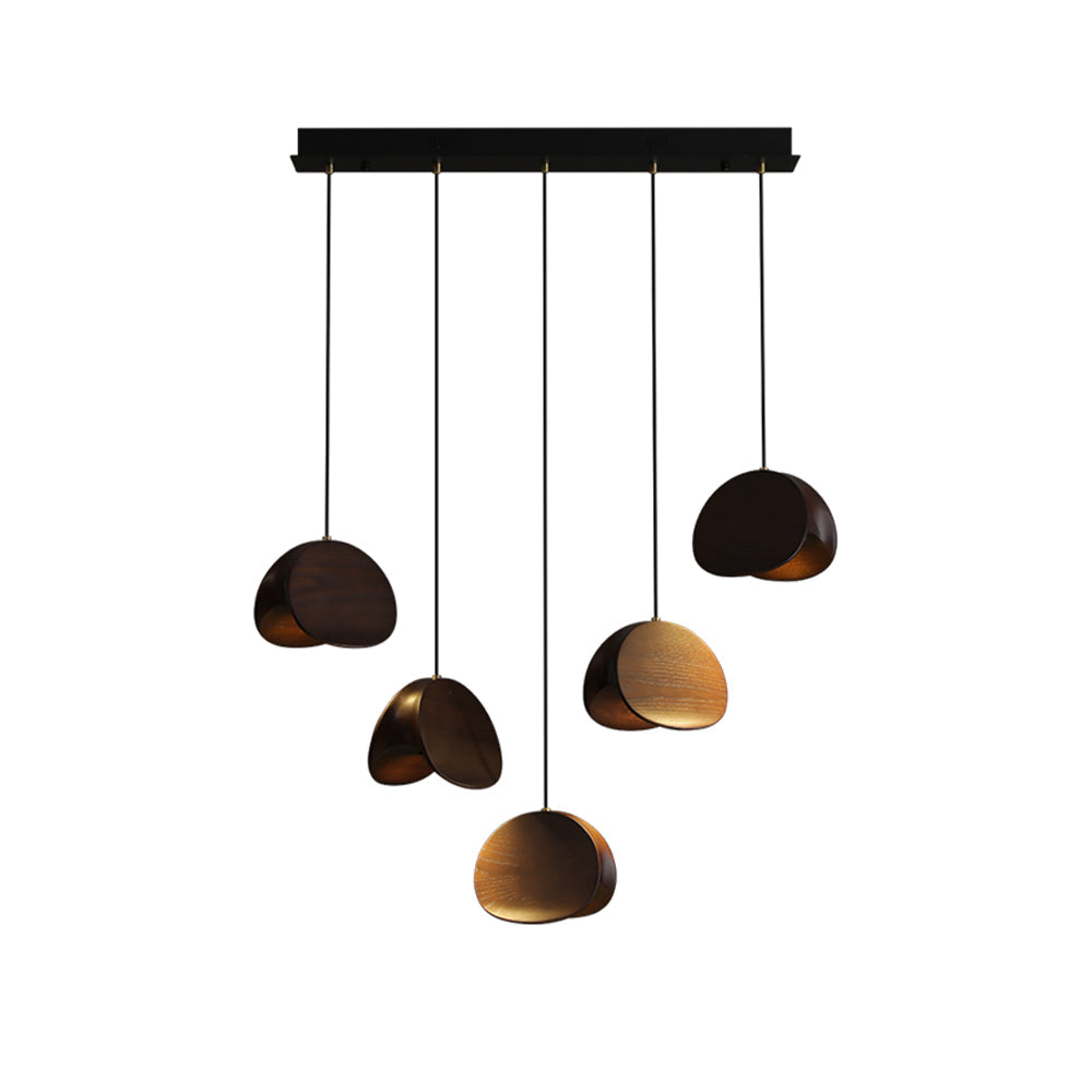 Pendant Lamp with a Simple, Elegant Look