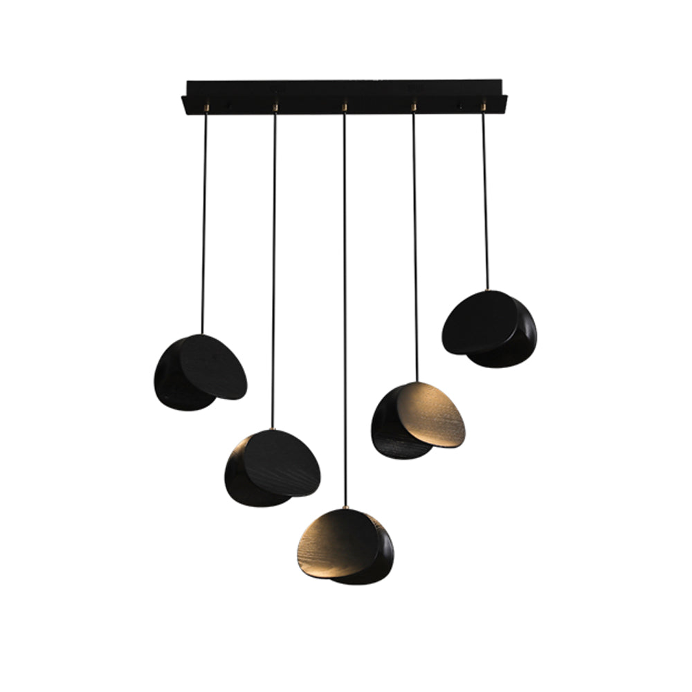 Pendant Lamp with a Simple, Elegant Look