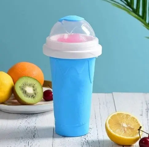 Slushy Maker Cup – Freezes favorite drinks in no time
