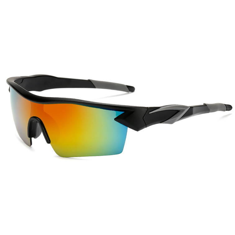 Sunglasses with UV protection for outdoor cyclists