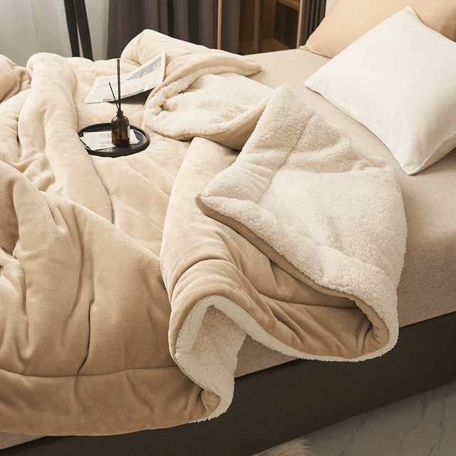 Soft Flannel Fleece Blanket for Comfort and Security